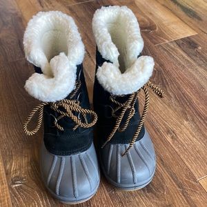 Boys snow boots